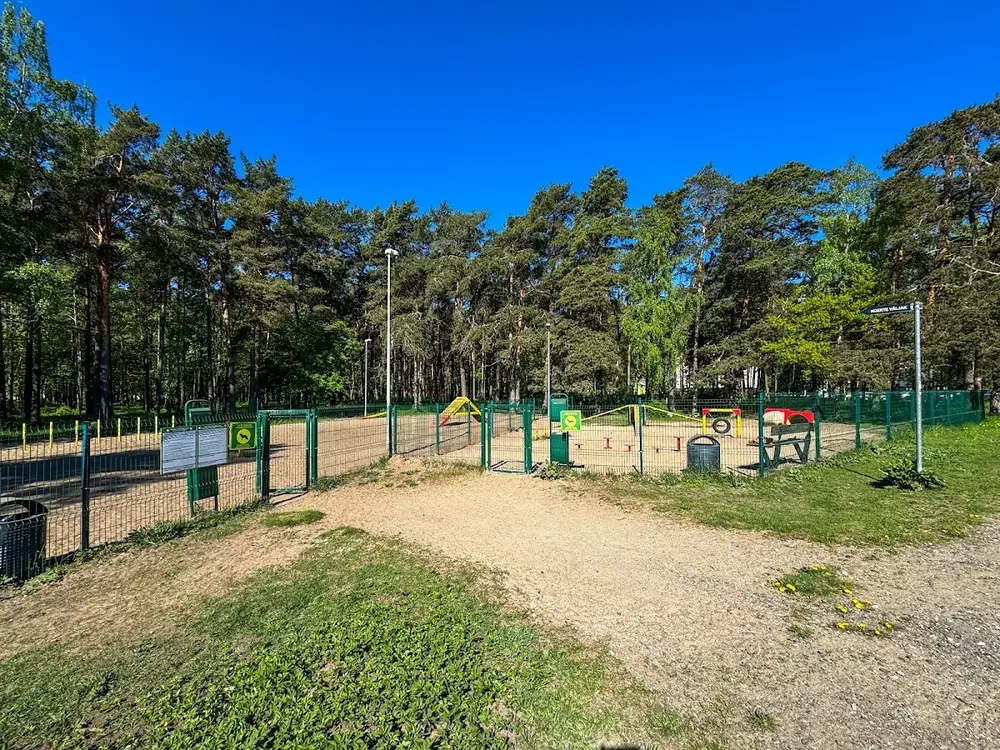 Ehitajate tee Koerteväljak